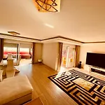 Banus Hause